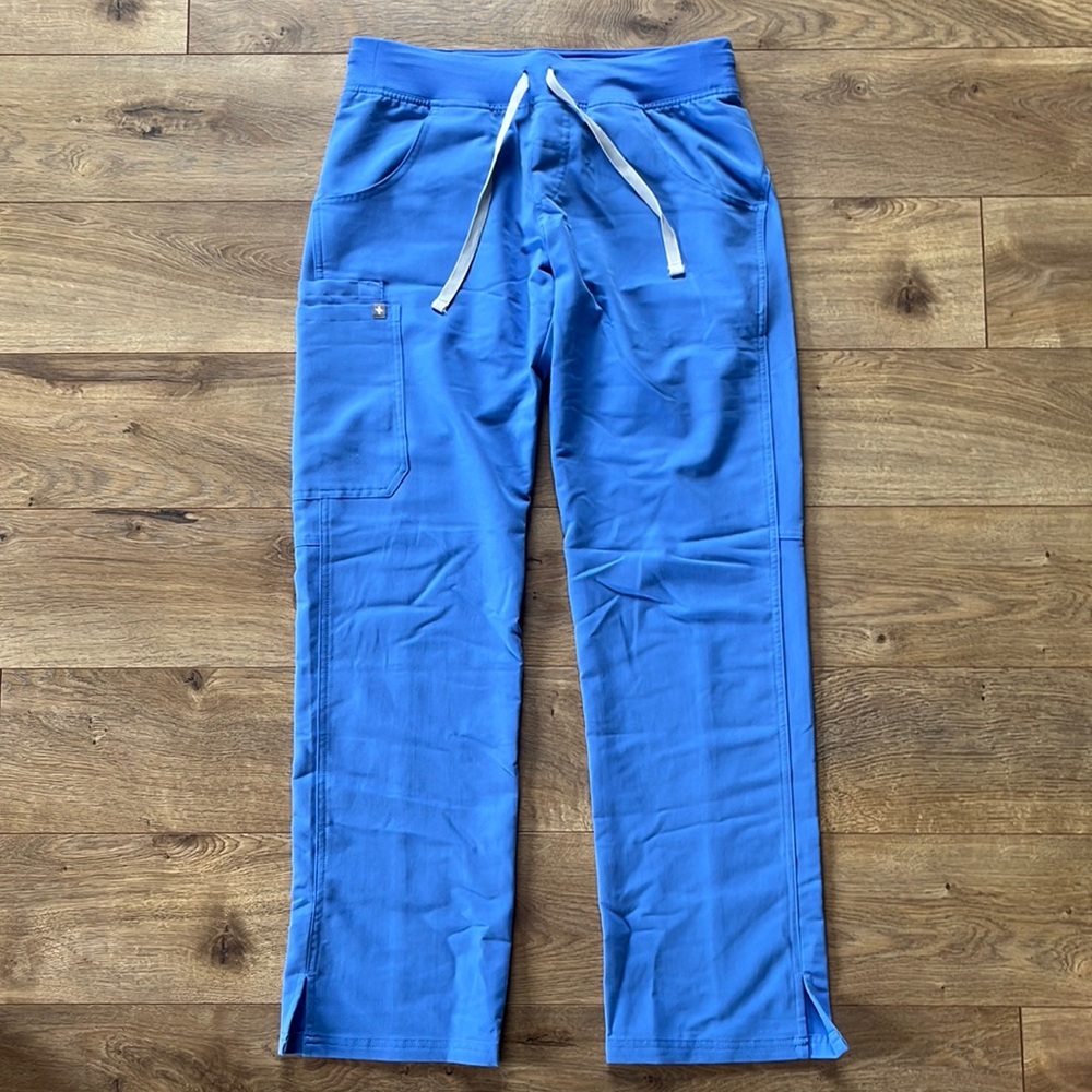 Figs Kade Cargo Scrub Bottom